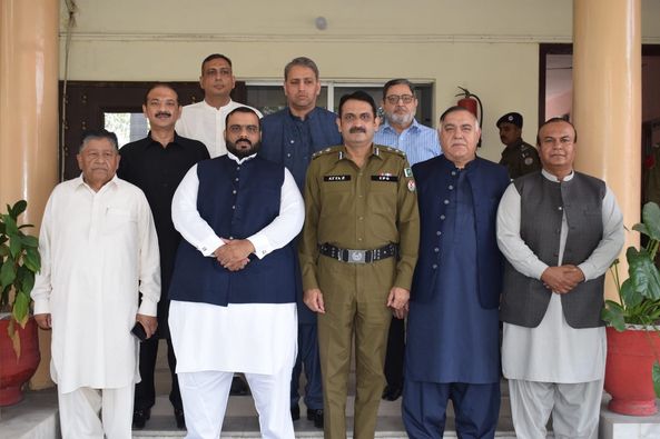 Delegation from GCCI visited the office of City Police Officer Gujranwala.
